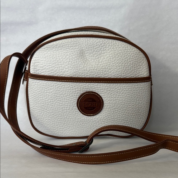 Esprit Crossbody Vintage White & Brown Pebbled Purse Handbag 90s Y2K Strap - Picture 1 of 9